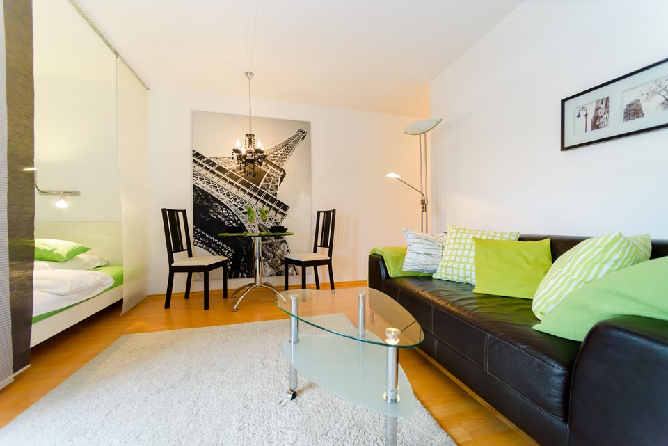 Premium 1-room-apartment, 33 sqm, Munich, Harras, with swimming pool