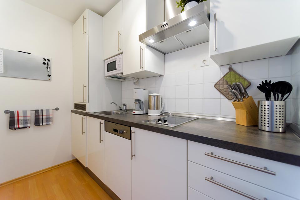 Premium 1-room-apartment, 33 sqm, Munich, Harras, with swimming pool